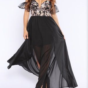 Flowy Glam Dress M